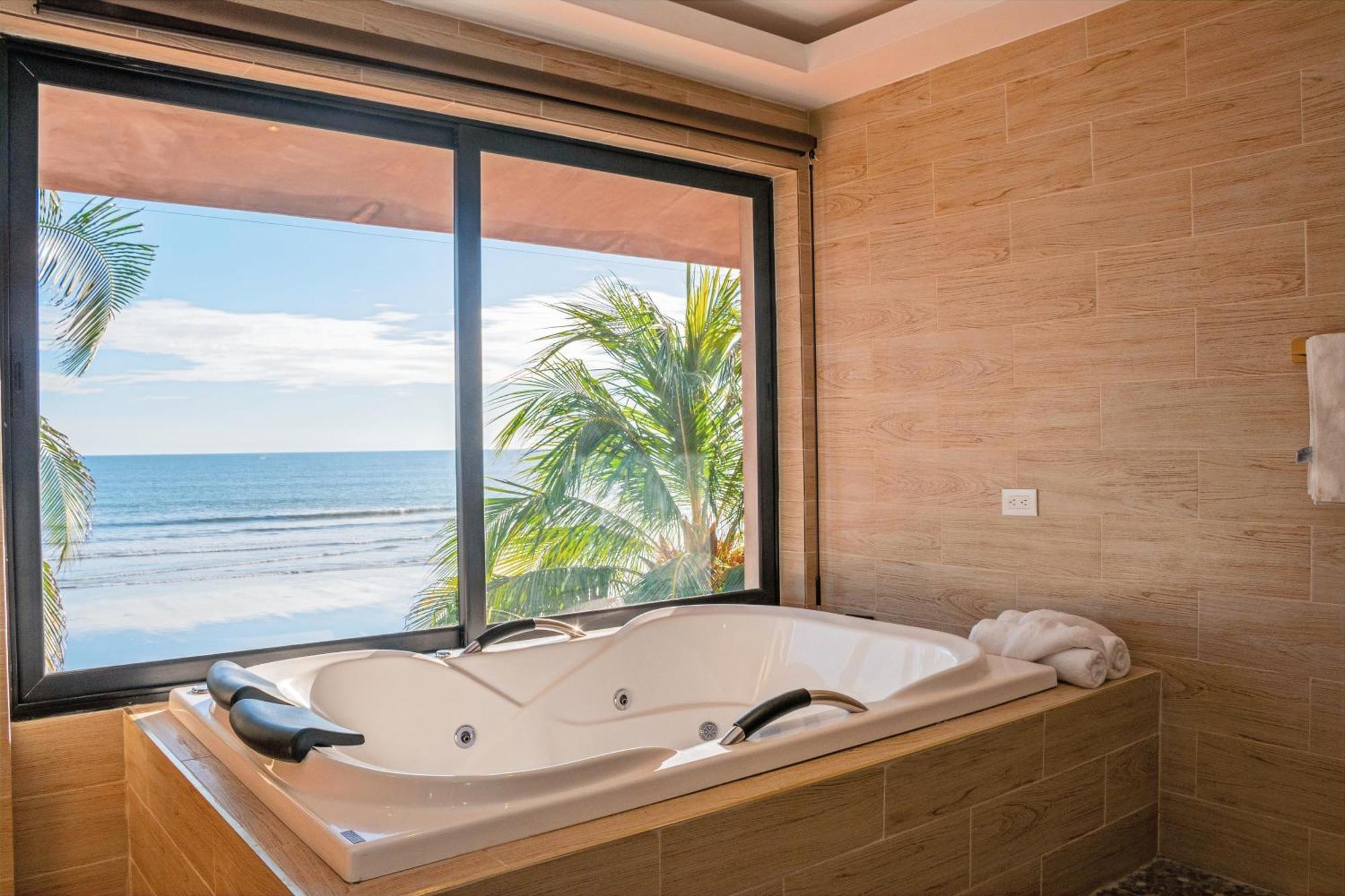 Vista Las Olas Resort El Cuco Eksteriør bilde